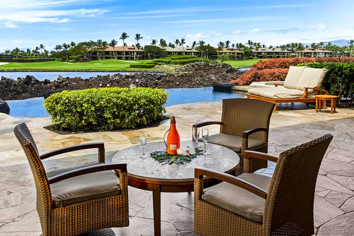 Ke Kailani Outdoor Dining